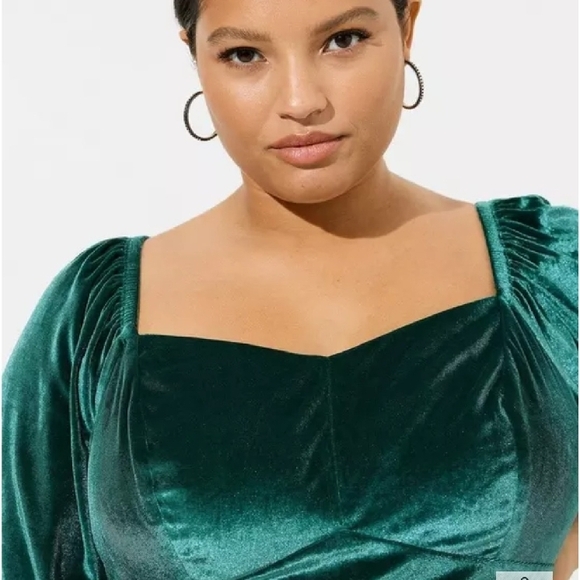 Velvet Corset Peplum Top - Picture 2 of 5